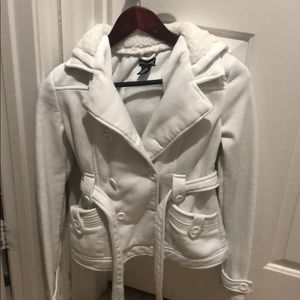 White/off white jacket w fur hood